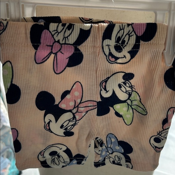 NEW Disney Minnie Mouse Embroidered Infant T-Shirt & Shorts Set- Size 12 months - Picture 5 of 6